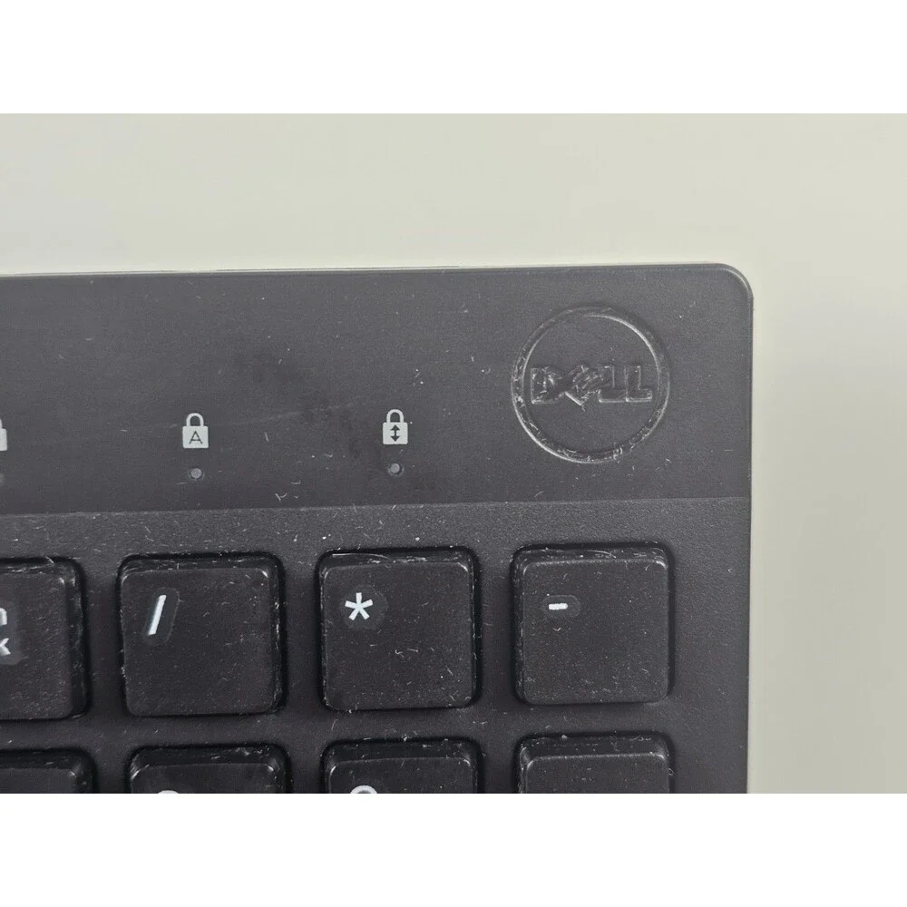 Dell Wired USB Computer Keyboard Model 0G4D2W CN-0G4D2W-M6D00-9AF-00AF-A01